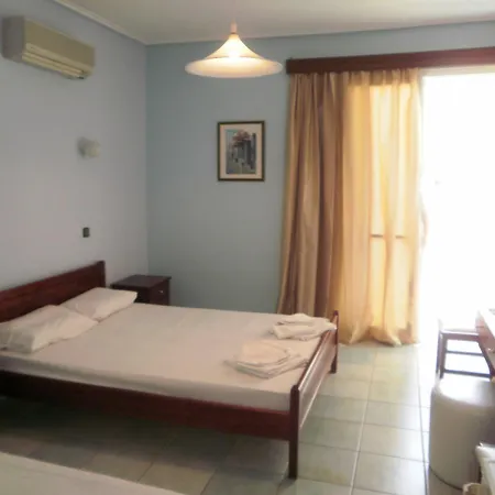 Francisco 2* Agios Andreas (Messenia)