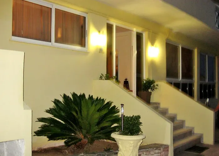 Francisco Szálloda Ájosz Andréasz